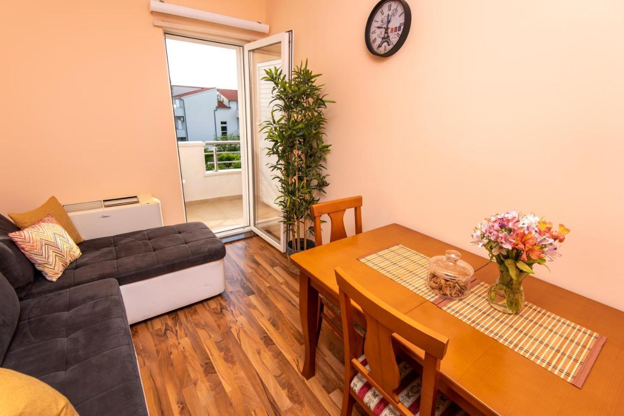 Antonio Apartmani Podstrana Esterno foto