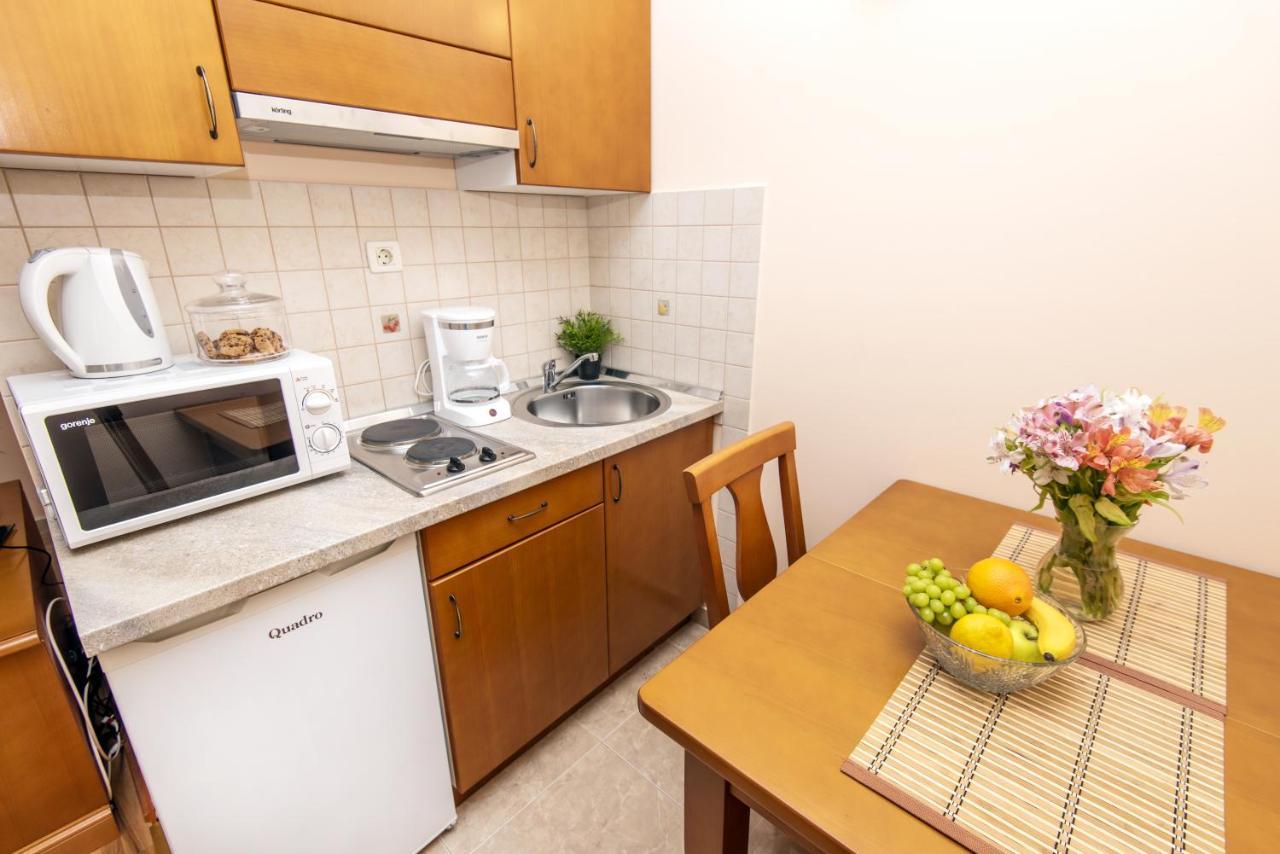 Antonio Apartmani Podstrana Esterno foto