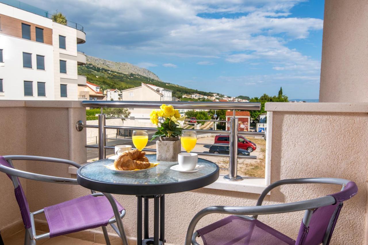 Antonio Apartmani Podstrana Esterno foto