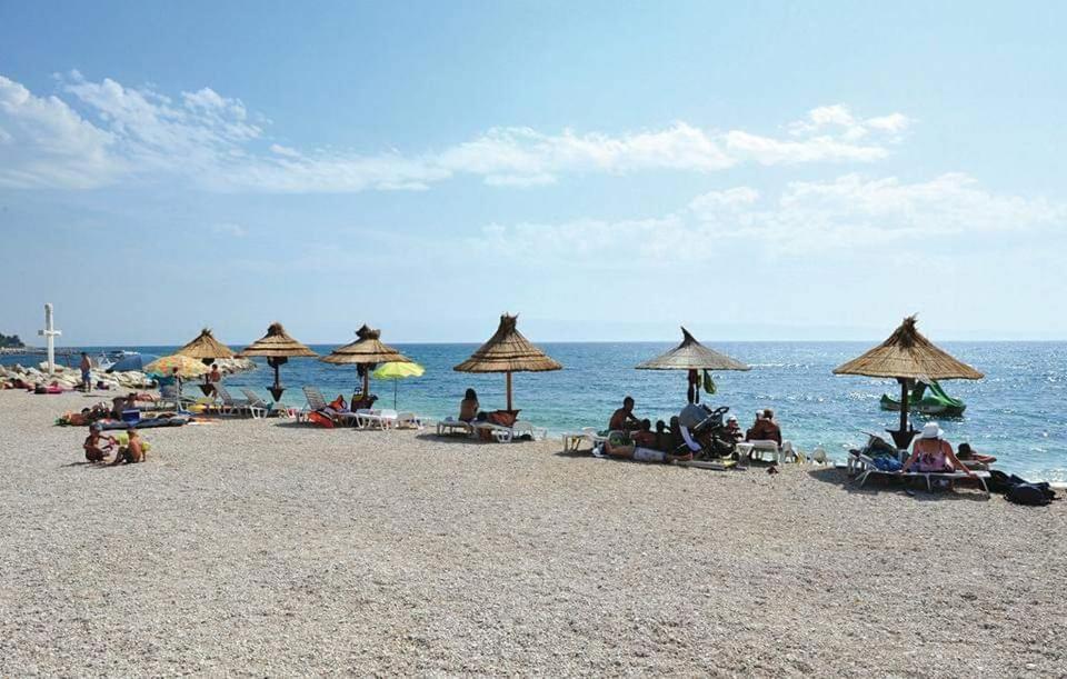 Antonio Apartmani Podstrana Esterno foto